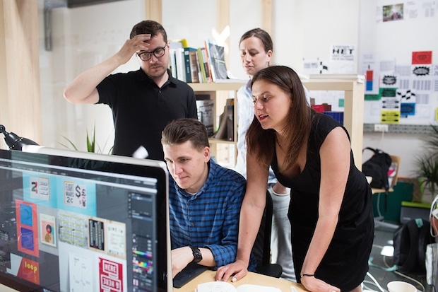 Как онлайн-школа Вектор создает онлайн-курсы