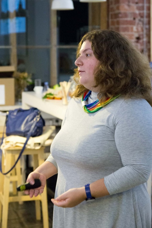 Александра Бабкина рассказывает, как развивать проект, имея в штате 2 человека. Фото: Фёдор Корниенко.