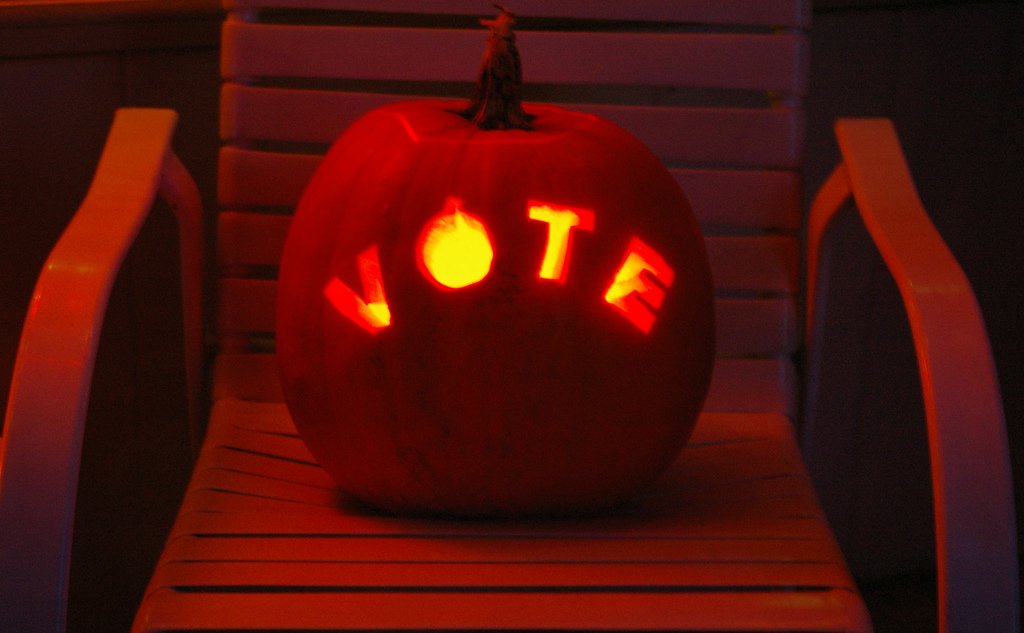 Popolo может упростить задачу по фиксированию результатов процессов в общественных организациях. Фото: Flickr Potjie. (CC BY-NC-SA 2.0).