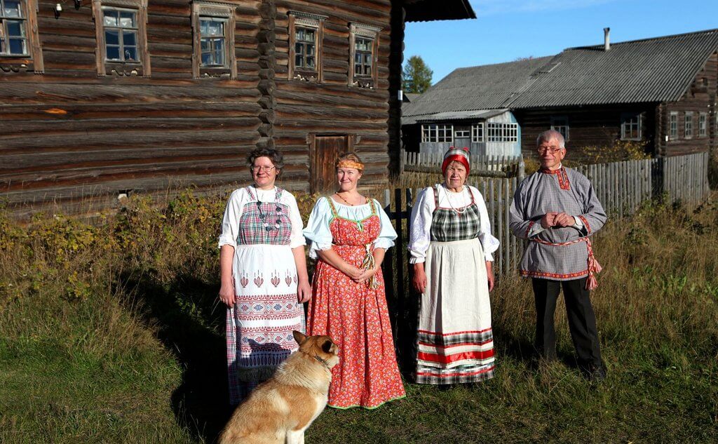 делать подарки и сувениры своими руками. Фото: Flickr Ninara (CC BY 2.0).