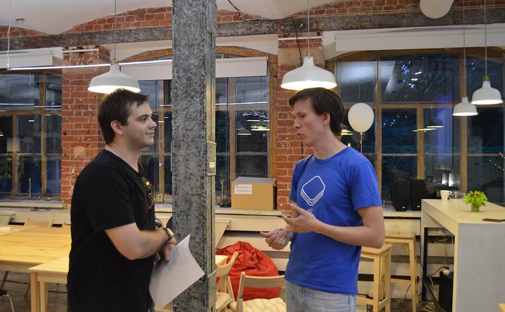 Участники митапа Теплицы социальных технологий, проведенного при поддержке Impact Hub Moscow. Фото сделано в офисе Impact Hub. Автор фото: Мария Борисёнок.