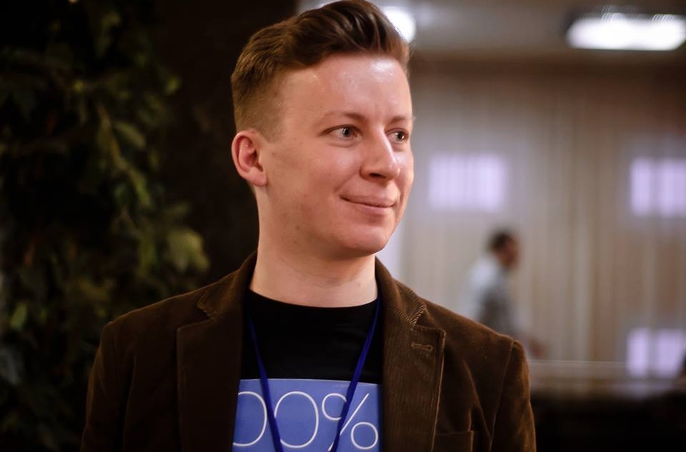 В Интервью Теплице Юрий Ветров рассказал о тенденциях UX/UI дизайна и посоветовал компании, на которые стоит равняться при разработке it-продукта. На фото Юрий Ветров. Снимок предоставил эксперт.