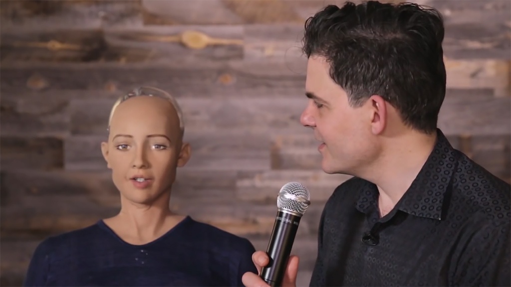 Все ждут появления общего искусственного интеллекта, и хотя сроки варьируются от 5 до 50 лет, это может произойти в любой момент. А еще человекоподобные роботы, AlphaGo Zero и другие алгоритмы, нанороботы, БОД, совершенствование технологии блокчейн и судьба криптовалют и ICO