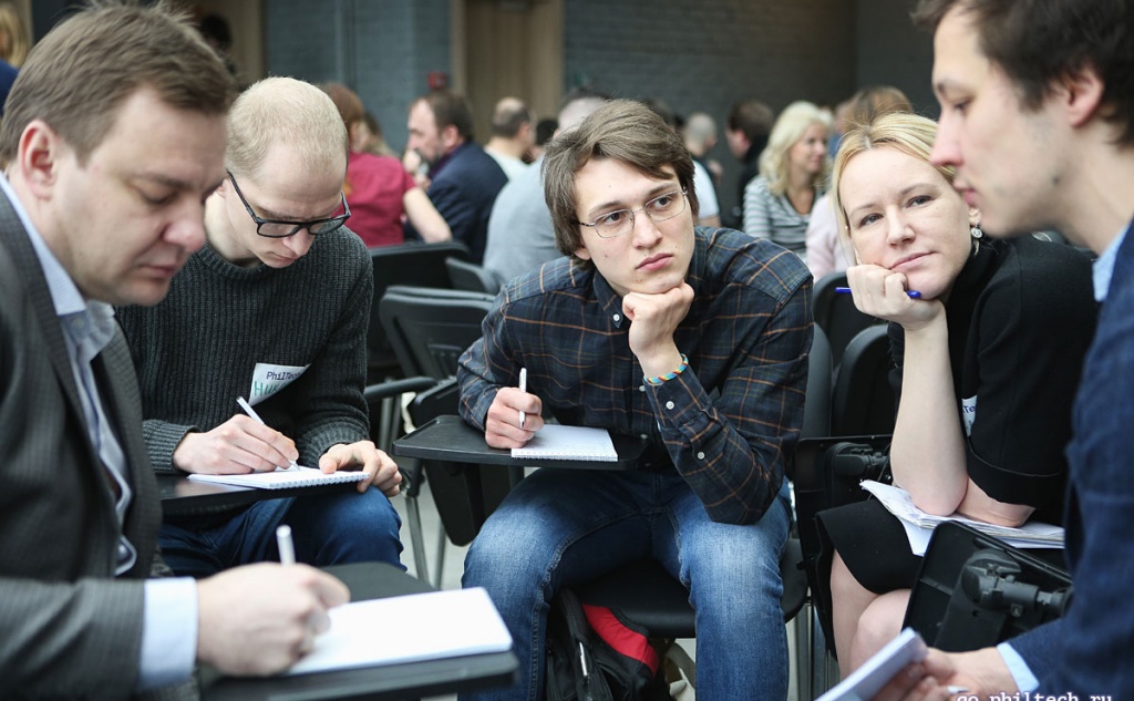 Smart money - это концепция, при которой стартаперу нужны не только, и не столько деньги, сколько компетенции, репутация и контакты инвестора. Фото с акселератора Philtech. Автор: Мария Колодина для Рыбаков фонда