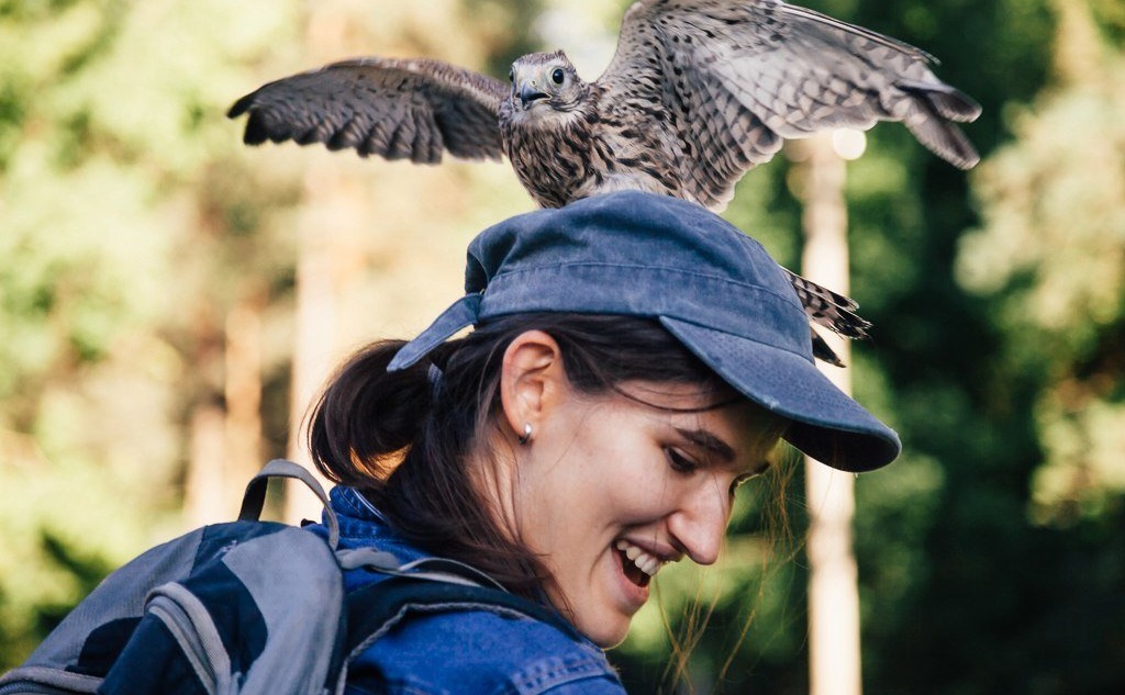 Вера Пахомова собирала деньги на строительство стационара для птичьего приюта с помощью контент-маркетинга. Фото предоставлено Planeta.ru