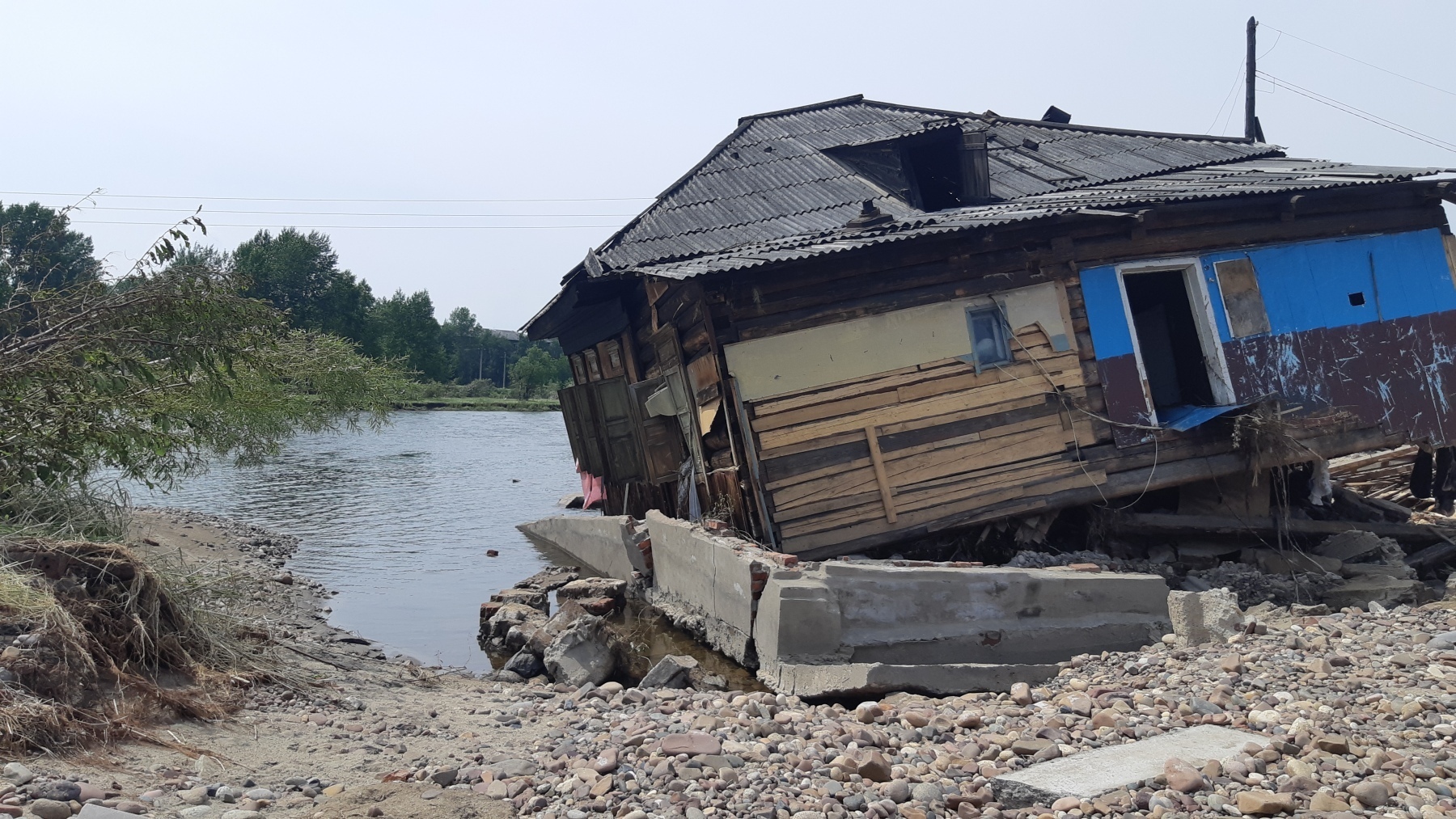 Пострадало больше половины населения Нижнеудинска. Автор фотографий: Артем Петернев, Виталий Сафронов.