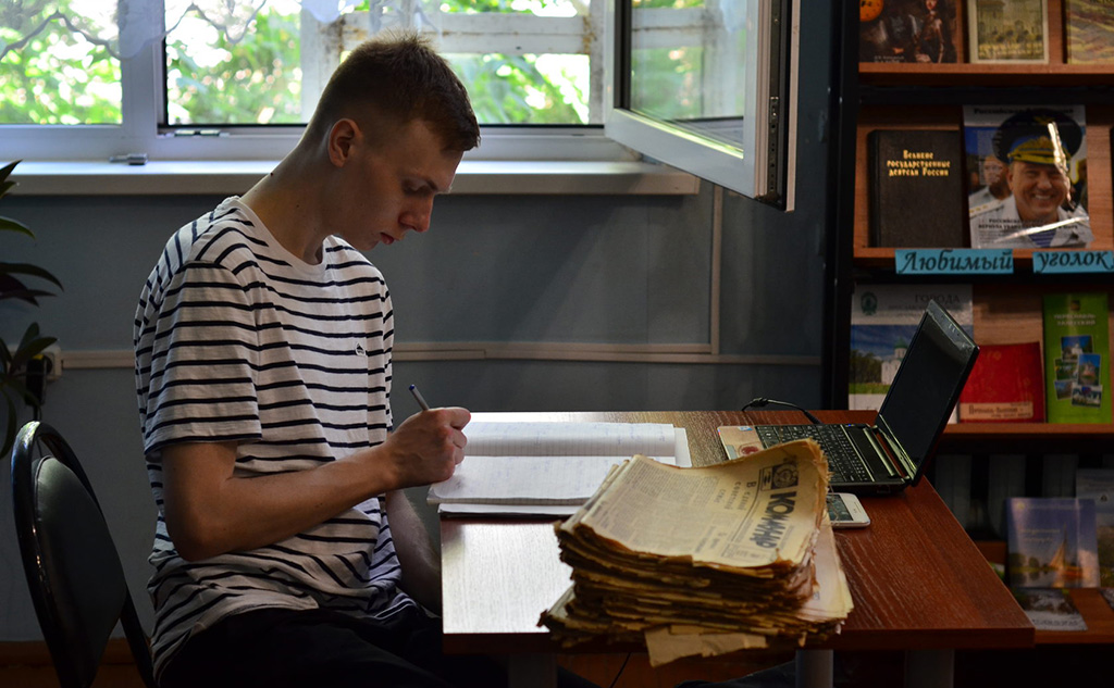 Экспедиция Клуба любителей интернета и общества в  Переславль-Залесский. Участники изучали, какие ресурсы использовались в период раннего интернета. Фото: clubforinternet.net.