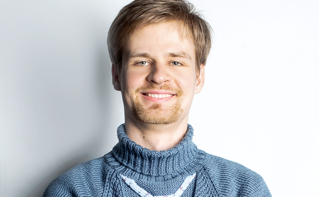 Роман Белых уверен: современные технологии должны оживить систему образования. Фото: «Айкью Опшн»