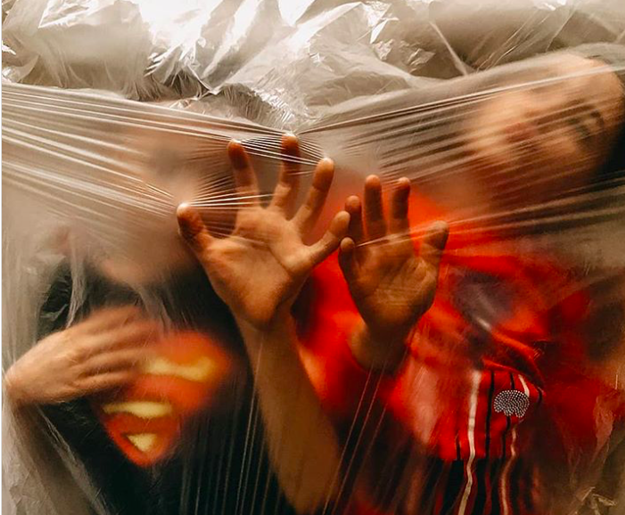 Блогеры запустили флешмоб «Дайте мне дышать» в поддержку больных муковисцидозом. Фото @leyla.moroz.